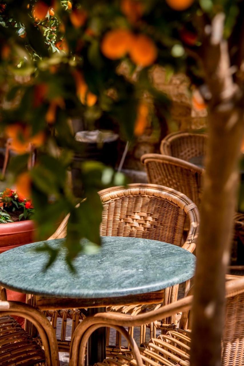 Dar Camelia Bed & Breakfast Tyre Ngoại thất bức ảnh
