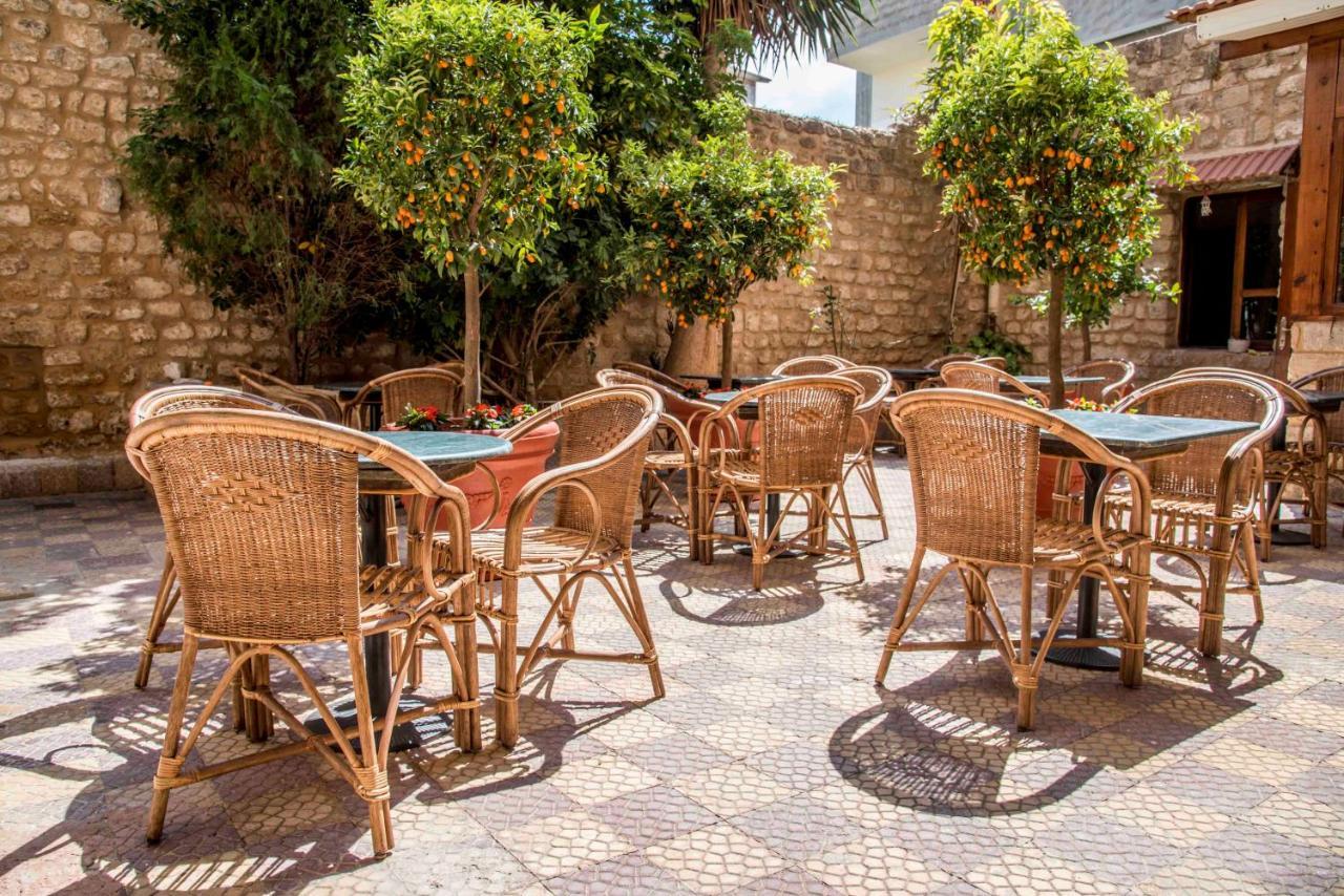 Dar Camelia Bed & Breakfast Tyre Ngoại thất bức ảnh