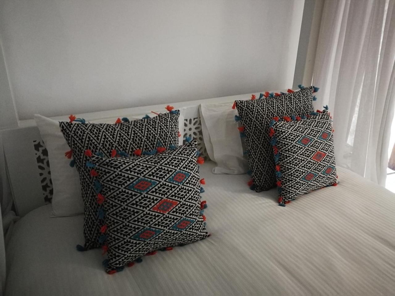 Dar Camelia Bed & Breakfast Tyre Ngoại thất bức ảnh